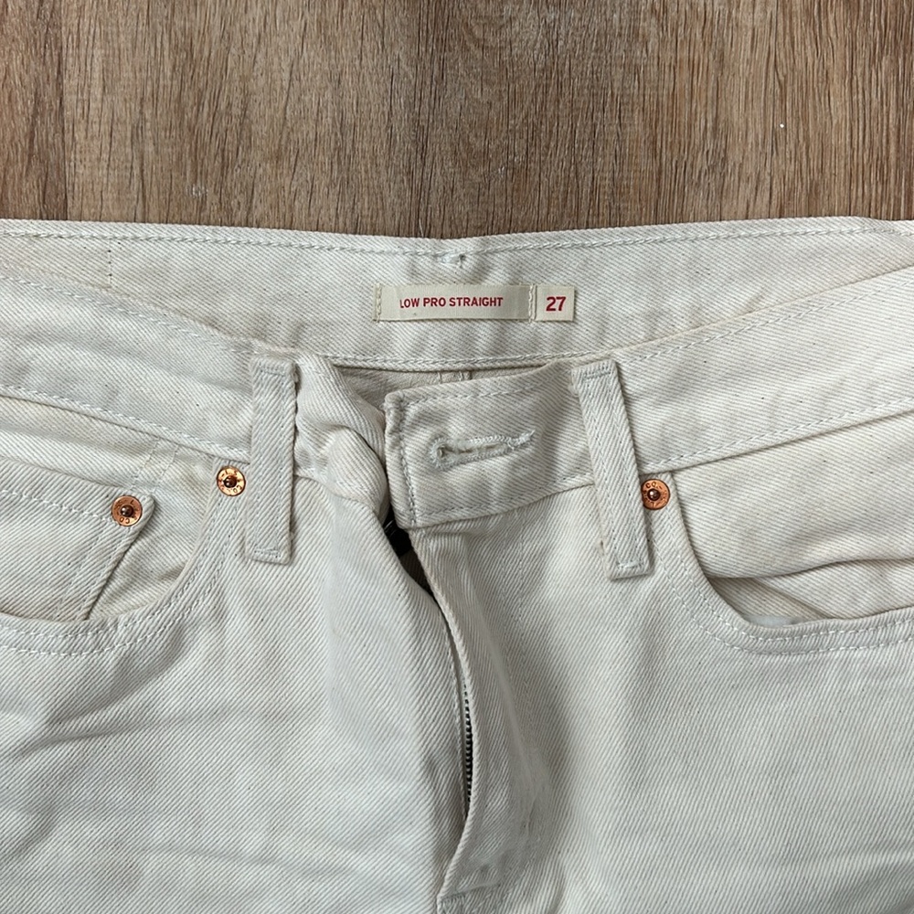 Levi’s Low Pro Straight